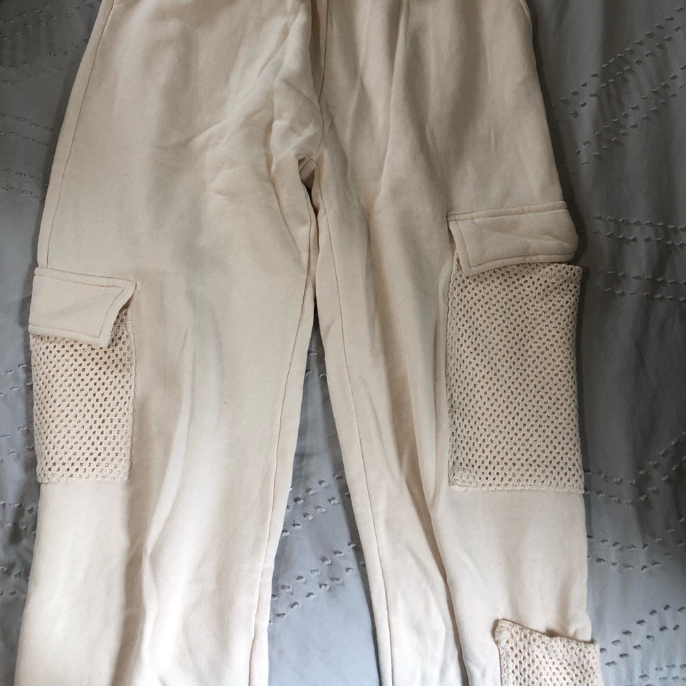 pretty cargo sweats - Picture 3 of 4